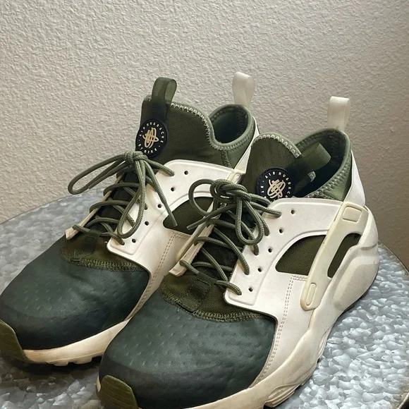 Nike | Shoes | Nike Air Huarache 5 Mens No Box | Poshmark display picture 2